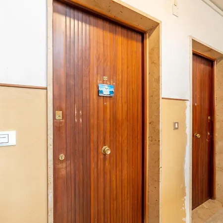 Casa Iris H * Sanremo